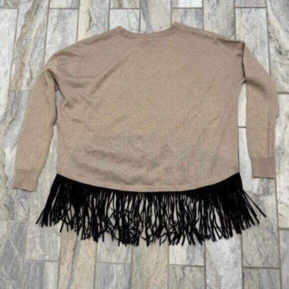 NEW AQUA women's small One Grey Day Los Angeles Fringed Sweater MSRP $179. - Picture 7 of 7